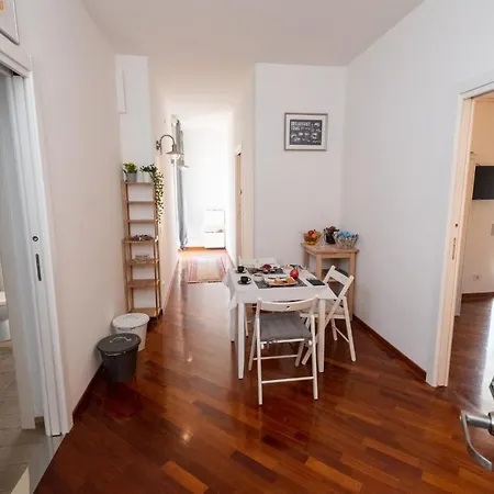 Suite184 *