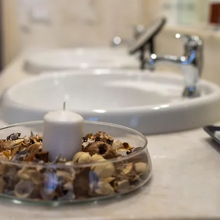 Suite184 Bed & Breakfast