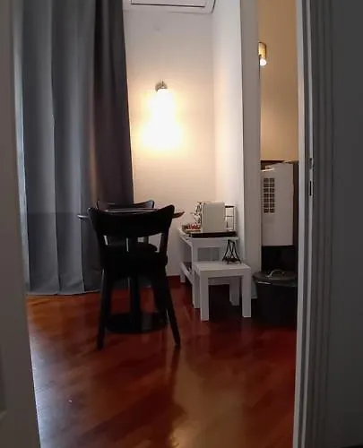 Suite184 3* バーリ